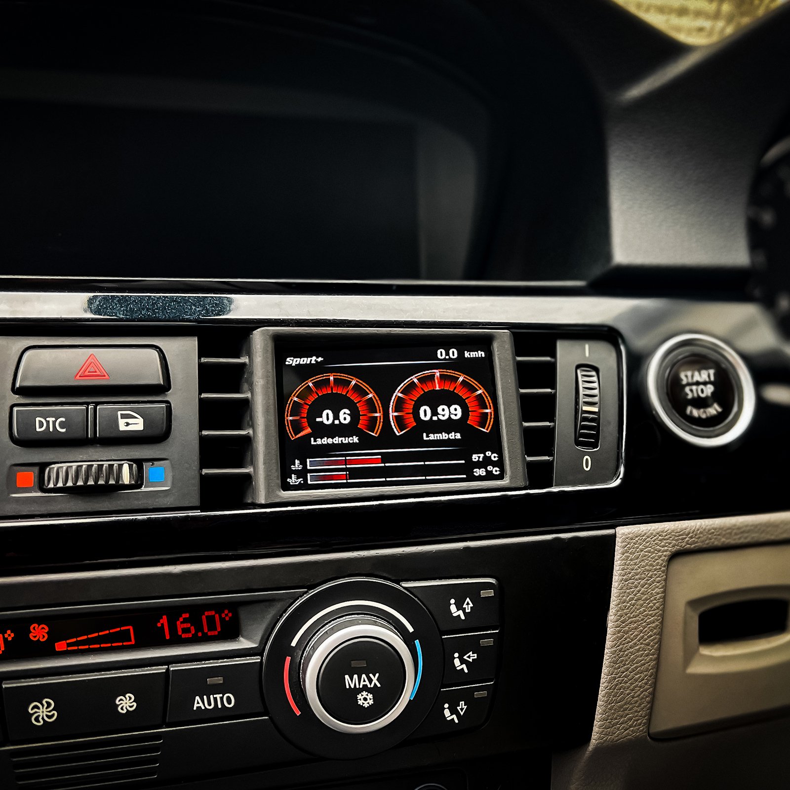CC34063_01 Pantalla CANchecked MFD28 Gen2 para BMW Serie 3 E90/E91/E92/E93 con volante a la derecha (2005-2013) - Imagen 1
