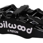 Pinza de freno Wilwood 120-13433 Dynapro 6A forjada con montaje en tuerca, izquierda, 6 pistones, color negro.