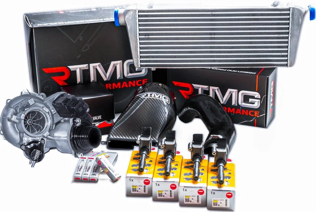 RTMG-STG3EA888.4 Kit de optimización de rendimiento RTMG Stage 3 con válvula de derivación para 2.0 TSI EA888 Gen 3 IS470, potencia máxima de 470 CV. - Imagen 1