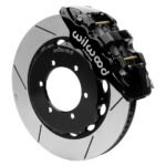 Kit de frenos delanteros Wilwood 140-15525 AERO6 Big Brake para Nissan Patrol Y61 1997-2018, color negro.