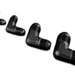 Adaptador AN10 de 90°, acoplamiento macho-macho para manguera, color negro.