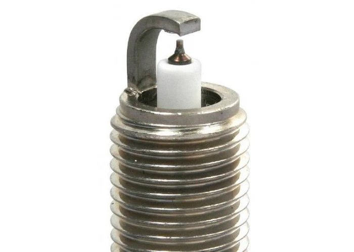 ngk-ilzkbr7b8g-spark-plugs-for-16-thp-engines-901488 Bujías RTMG Performance NGK ILZKBR7B8G para motores 1.6 THP - Imagen 1