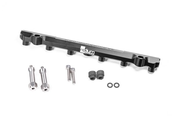 20-0466new Kit de tuberías para el riel de combustible para Nissan VQ35DE Radium Engineering - Imagen 1