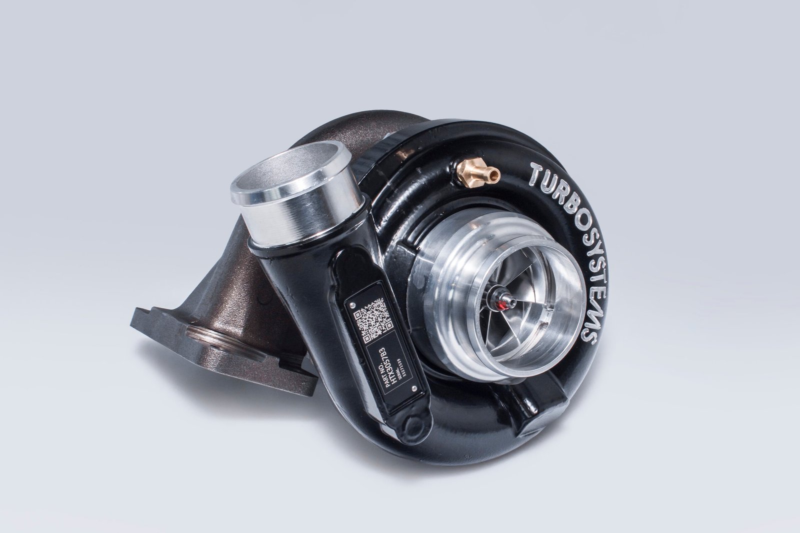 HTX3057B3_1 Turbocharger TurboSystems HTX3057B3 air outlet 90 degrees - Imagen 1