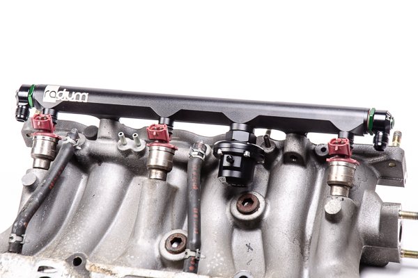 prod_pic-4955 Riel de combustible para Mazda 20B-REW, secundario de 6 puertos, Radium Engineering - Imagen 1