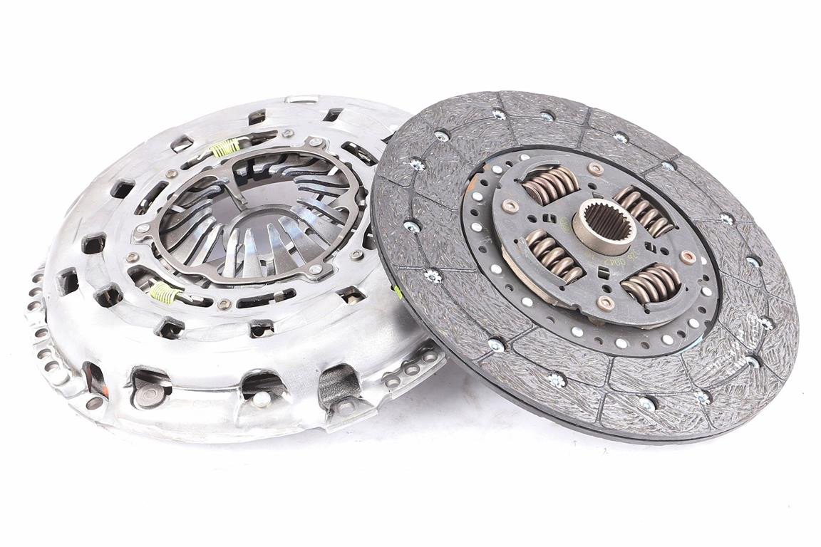 zestaw-sprzegla-xtreme-clutch-volkswagen-crafter-30-50-2-5-tdi-120kw-2006-2011 Kit de embrague Xtreme para Volkswagen CRAFTER 30-50 2.5 TDI 120KW (2006-2011) - Imagen 1