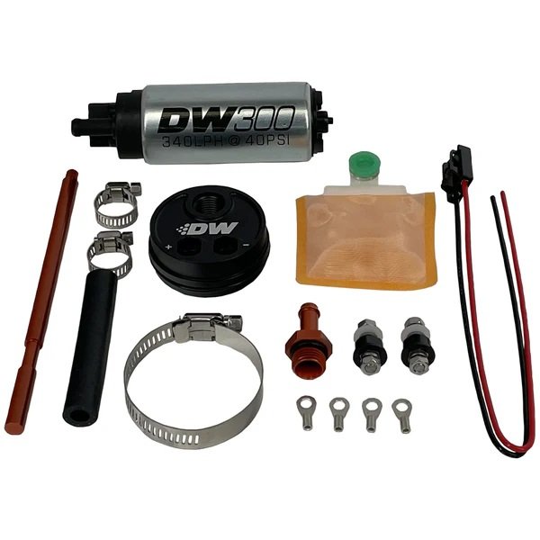 9-301-5002 Adaptador de bomba interna DeatschWerks y bomba de combustible DW300 de 340 l/h para depósito de compensación de 2,5 L. - Imagen 1